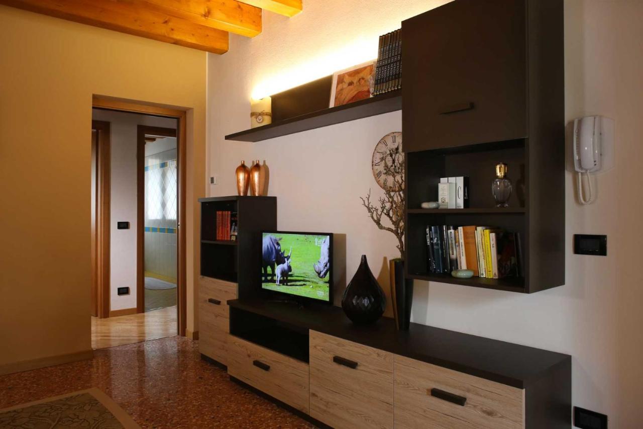 Villa Tiziano Residence Rosà Exteriör bild